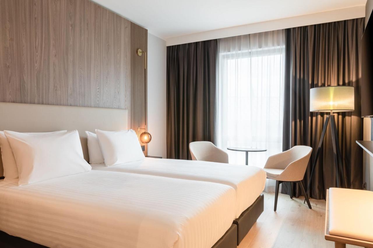 Ac Hotel By Marriott אינברנס מראה חיצוני תמונה
